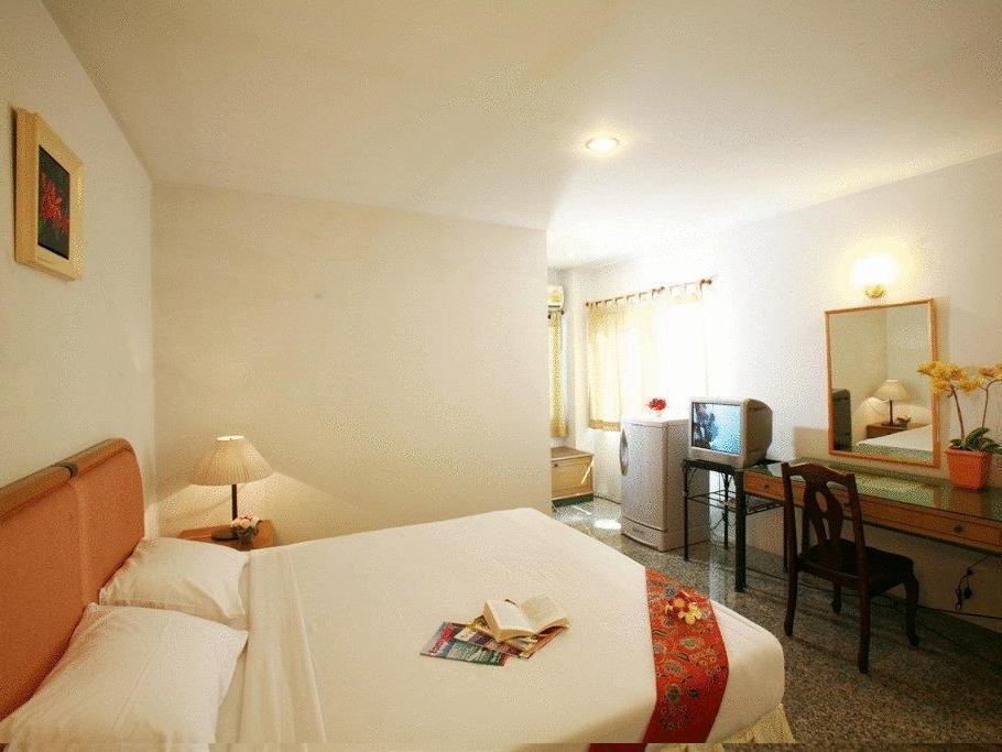 Regent Silom Otel Bangkok Dış mekan fotoğraf