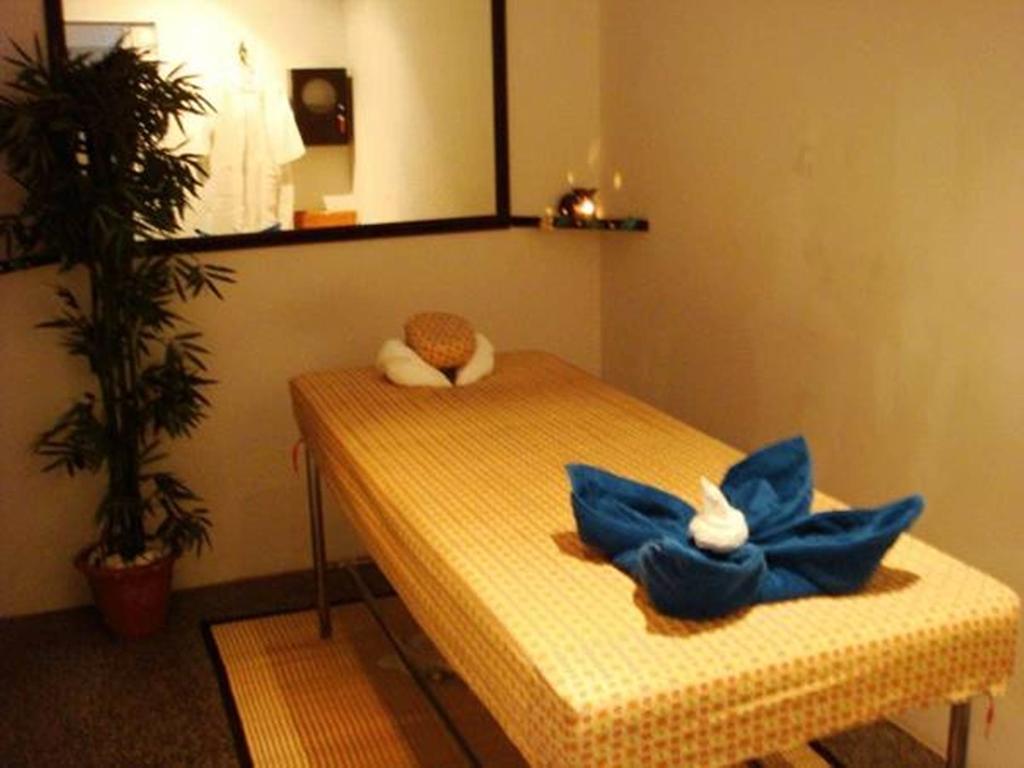 Regent Silom Otel Bangkok Dış mekan fotoğraf