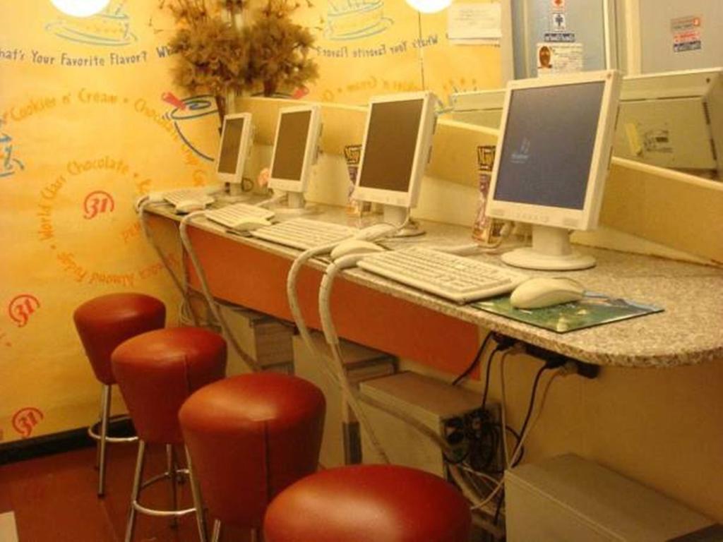 Regent Silom Otel Bangkok Dış mekan fotoğraf